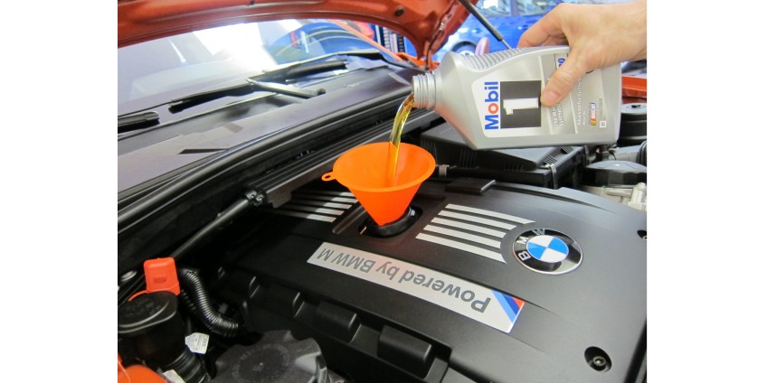 تعویض روغن بی ام و (BMW)